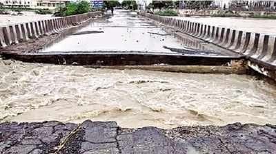 Heavy rains derail normal life in Hyderabad and Telangana