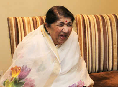 Lata Mangeshkar to be conferred with Bengal's highest civilian honour