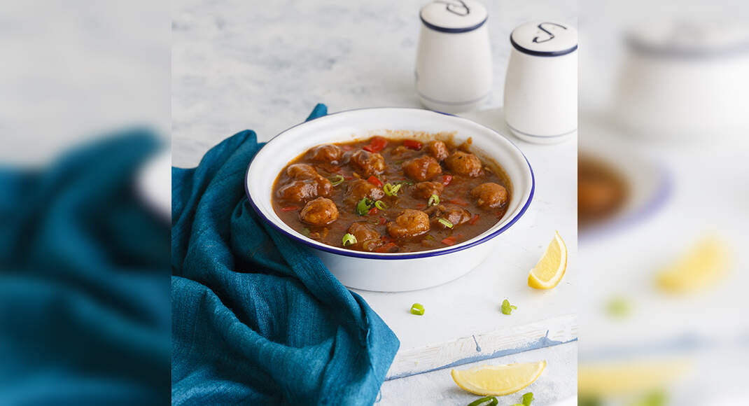 Vegetable Manchurian Recipe: How to make Vegetable Manchurian Recipe at Home | Homemade Vegetable Ma