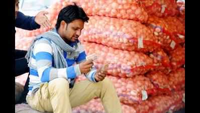 Miffed farmers warn of indefinite hunger strike