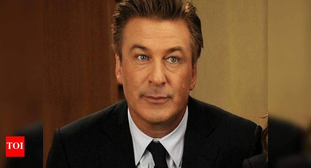 Alec Baldwin's wife Hilaria slams postbaby body shamers Times of India(00)