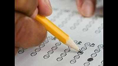 Entrance exam candidates put commuters to test across Lucknow