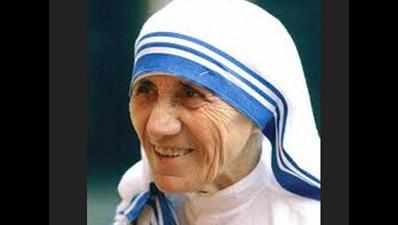 Govrner hails Mother Teresa as 'Saint of India'