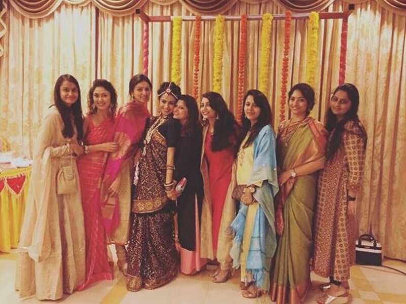 Sumit Sambhal Lega actress Manasi Parekh glows at her baby shower - Times  of India
