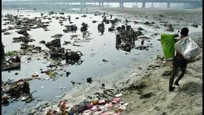 Release water in Yamuna: Activists