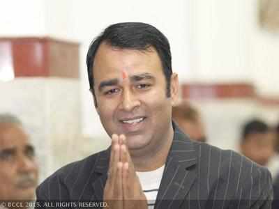 Beat Pakistani actors with shoes, send them back home: Sangeet Som