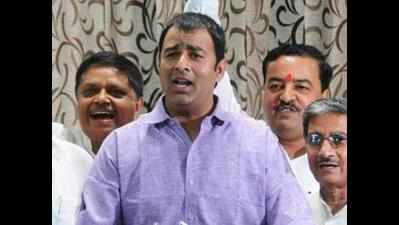 Beat Pak actors with shoes, send them back home: Sangeet Som