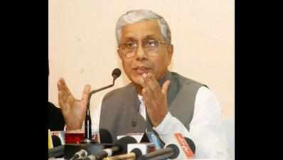 <arttitle><p>Youth Congress seeks Tripura CM ouster</p></arttitle>