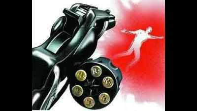 Gangwar in Gokulpeth: Goon in volley of bullets in market