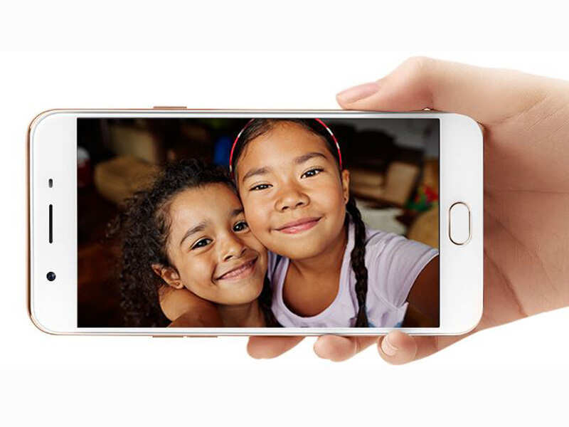 9 smartphones with the best selfie cameras Gadgets Now