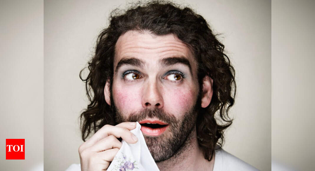 Men are showing the finger, fashionably! - Times of India