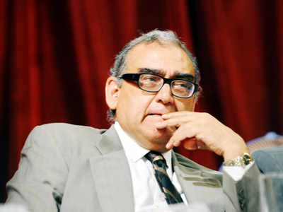<arttitle><p>BCCI officials should be tied naked and lashed, tweets Justice Katju</p></arttitle>