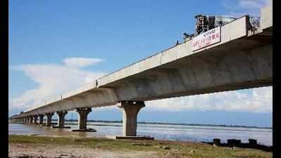 SMC to utilize empty space under bridges