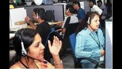 Raid at Mumbai call centres for duping US citizens