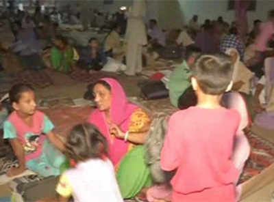 Akhnoor: Residents resort to shelter camps amidst ceasefire violations by Pak