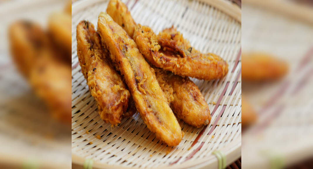 Banana Fritters Recipe: How to Make Banana Fritters Recipe | Homemade Banana Fritters Recipe