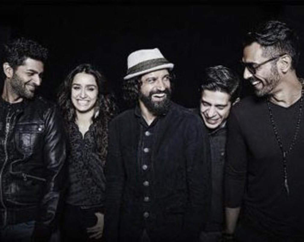 
Farhan Akhtar’s US tour with ‘Majik’ band cancelled!
