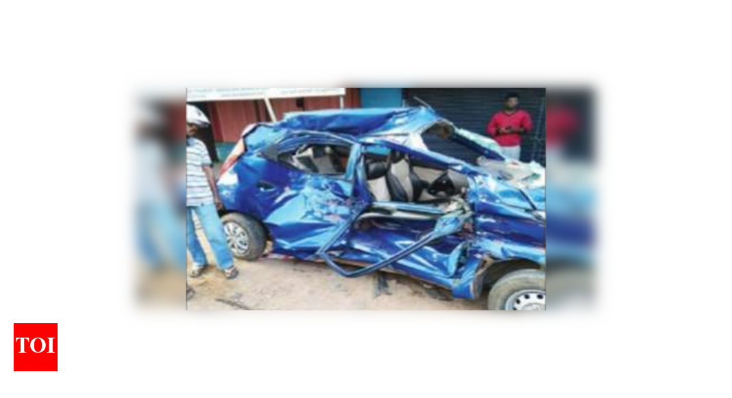 2 killed, 3 injured in tipper-car smash | Kochi News - Times of India