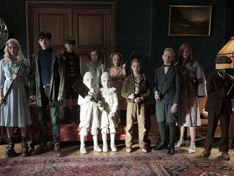 Miss Peregrine's Home For Peculiar Children Plot Summary | English ...