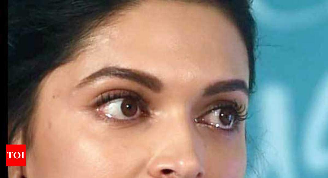 ‘survivor Deepika Padukone Tears Up In Delhi As She Talks About Depression Delhi News Times 