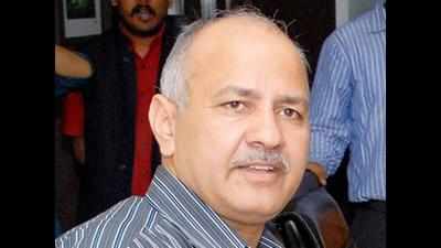 Teacher finds errors in answer scripts, writes to Sisodia