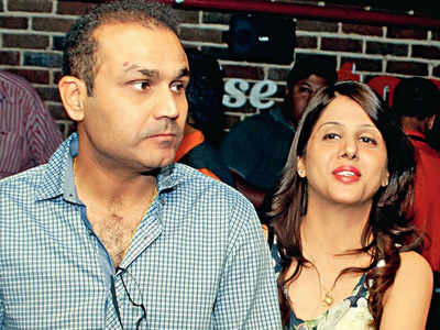 When Virender Sehwag got trolled on twitter by none other than Mrs. Sehwag