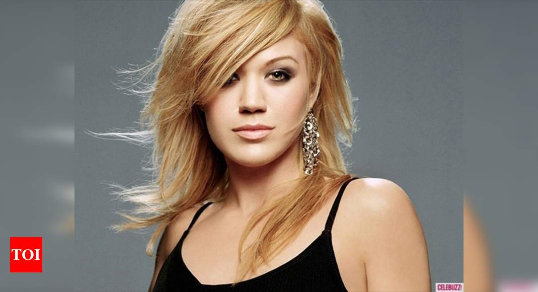 Kelly Clarkson has no more baby plans | English Movie News - Times of India