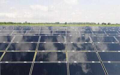 Solar projects see a surge in corporate funding in Q3