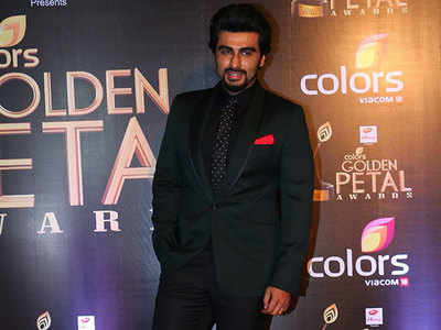 Arjun Kapoor does serious boot camp training!