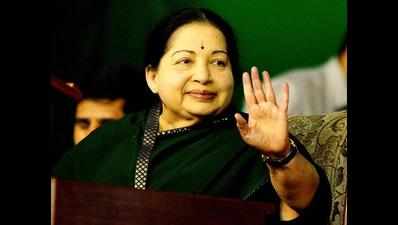 Two bank employees arrested for using derogatory words about Jayalalithaa
