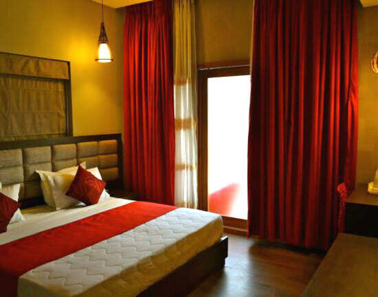 Amazing mid-range hotels in Varanasi