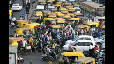 Stir jams Ganj traffic, chokes main routes