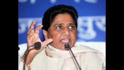 Mayawati attacks Parikkar for giving RSS the credit of Surgical Strikes