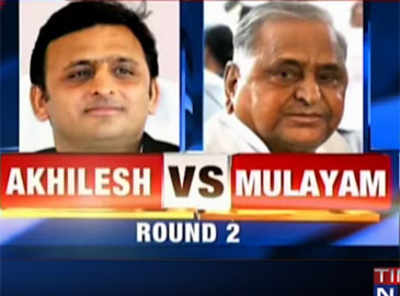 Akhilesh vs Mulayam: UP CM chooses rath yatra over SP event