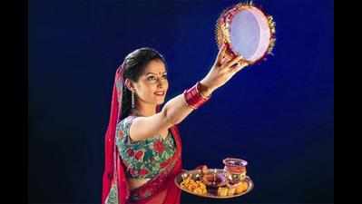 For Karvachauth, women bond over praying, observing fast
