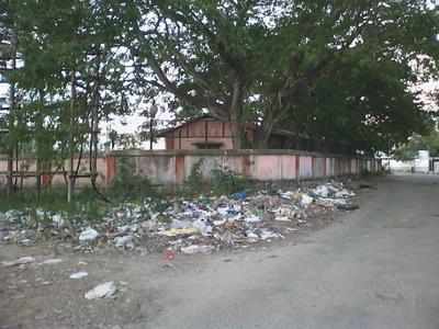 Illegal waste dumping in Kochuveli