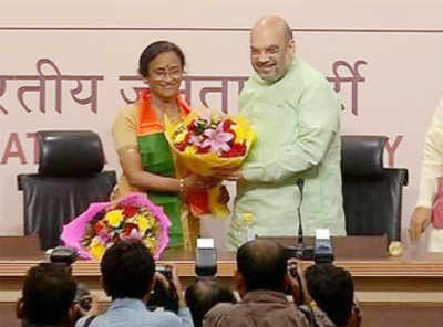 Setback for Congress, Rita Bahuguna Joshi joins BJP