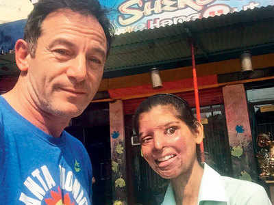 Potter star 'stunned witless' after visiting Agra cafe run by acid attack survivors