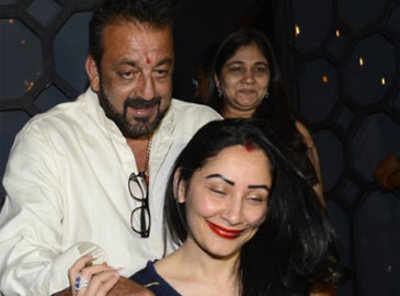 Feasting and fasting with Sanjay Dutt, Maanyata Dutt and other stars