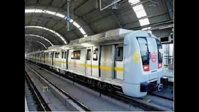 Metro starts adding extra coaches to clear rush