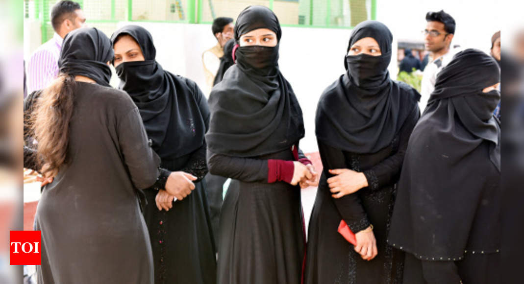 Triple Talaq Muslim Women Protest Move To Ban Triple Talaq Hubballi News Times Of India 