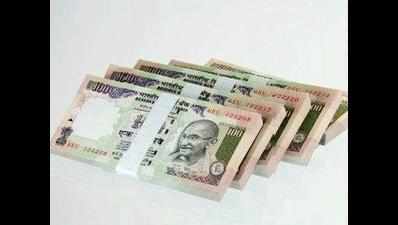 Man loses 6lakh to duo on bike