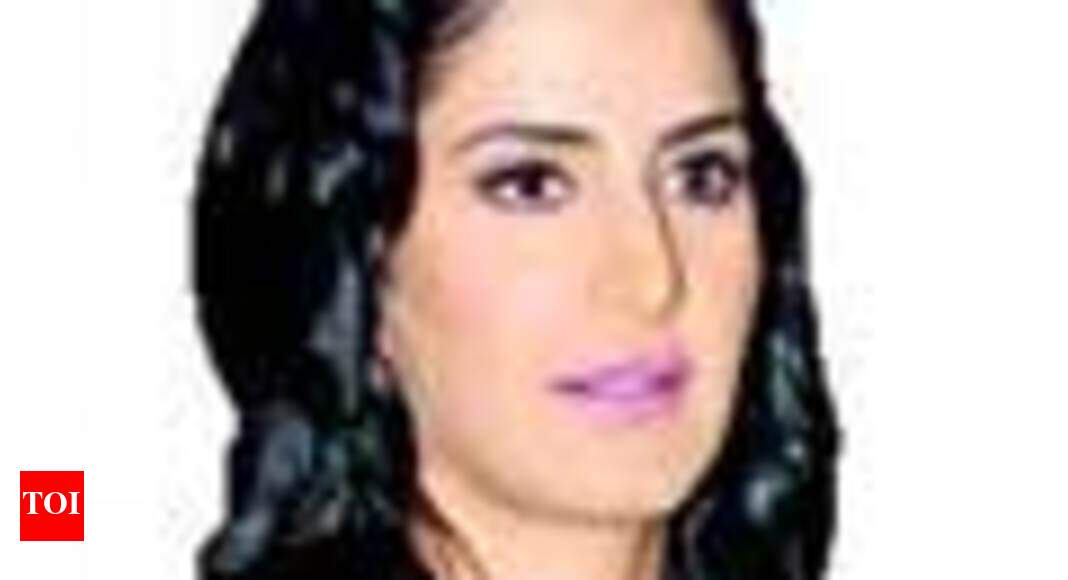 Kat to romance Hrithik now! | Hindi Movie News - Times of India