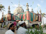 Haji Ali Dargah to grant access to women