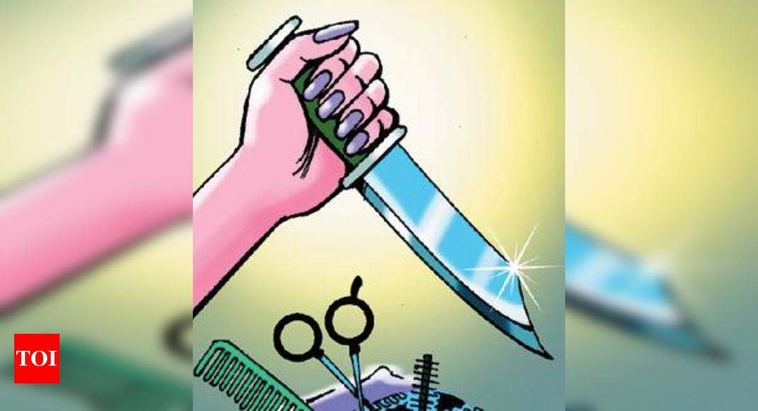 woman-found-dead-with-throat-slit-outside-house-trichy-news-times