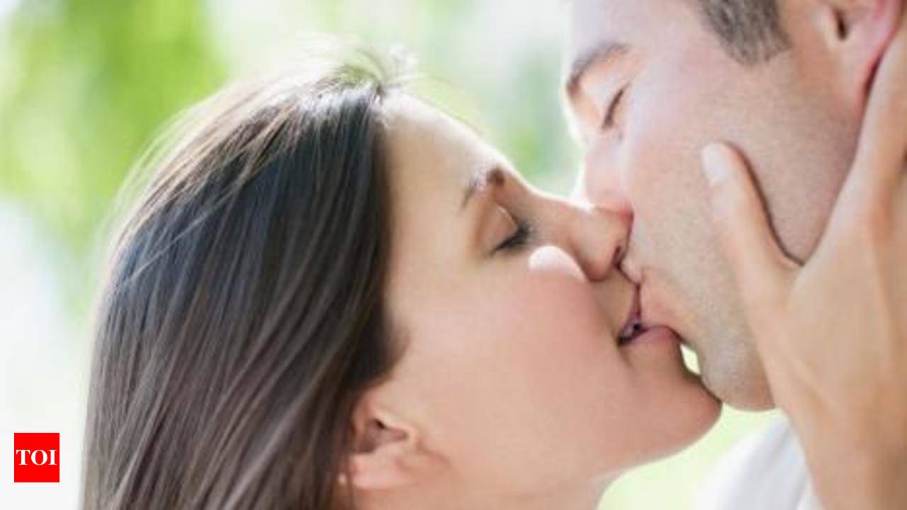 Kiss Me Again! 7 Secrets To Kisses That Drive Her Wild! See more
