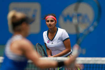Sania Mirza aiming to defend title and top ranking in Singapore