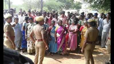 Caste Hindus demand action against officials for allowing dalits to enter TN temple