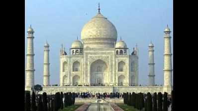 No turnstile gates on the lines of Delhi Metro Rail at Taj Mahal