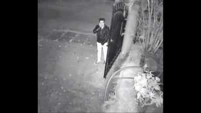 Police hunt for man who stalked, flashed woman